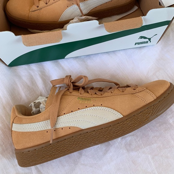 Puma Suede Shoes - Picture 1 of 6